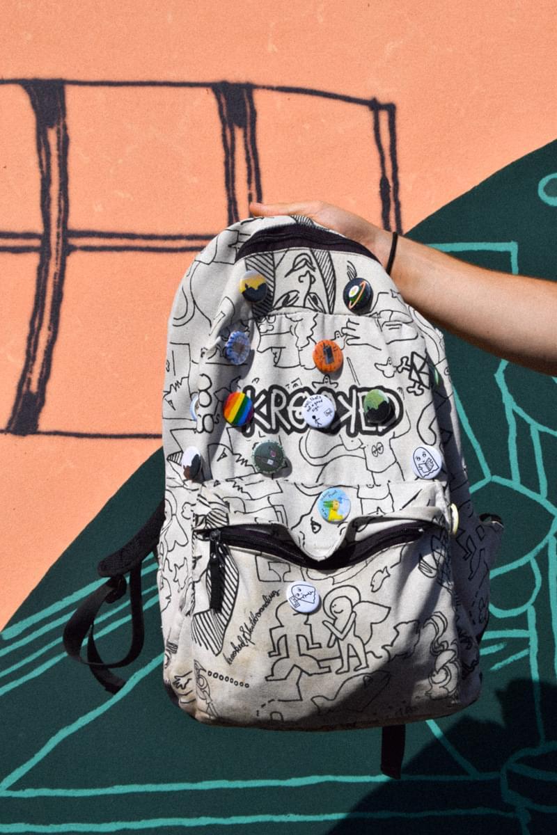 Modeling Picture with visible Foxi buttons