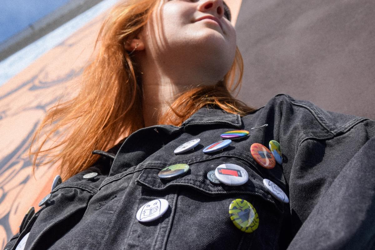 Modeling Picture with visible Foxi buttons